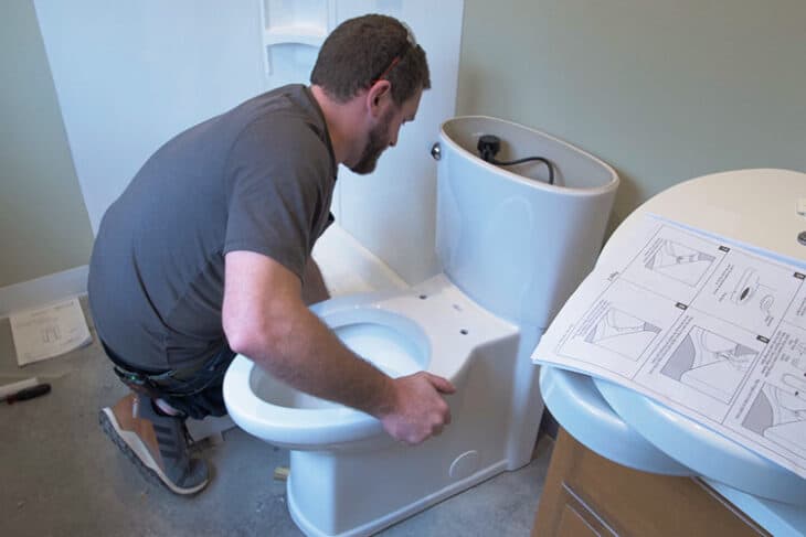 Installation service of a new toilet